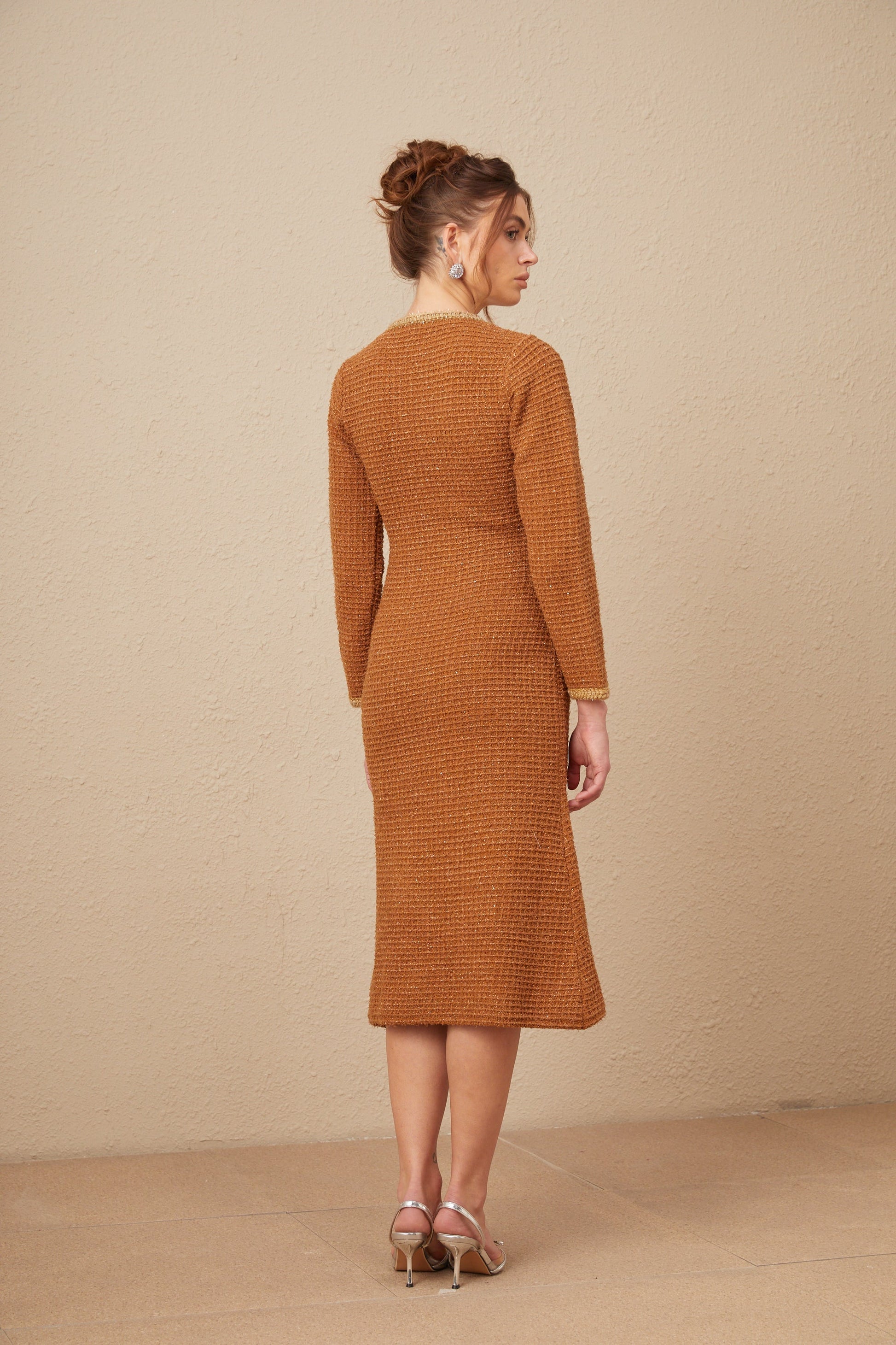 Kahverengi Örgü Kenarlı Tweed Elbise
