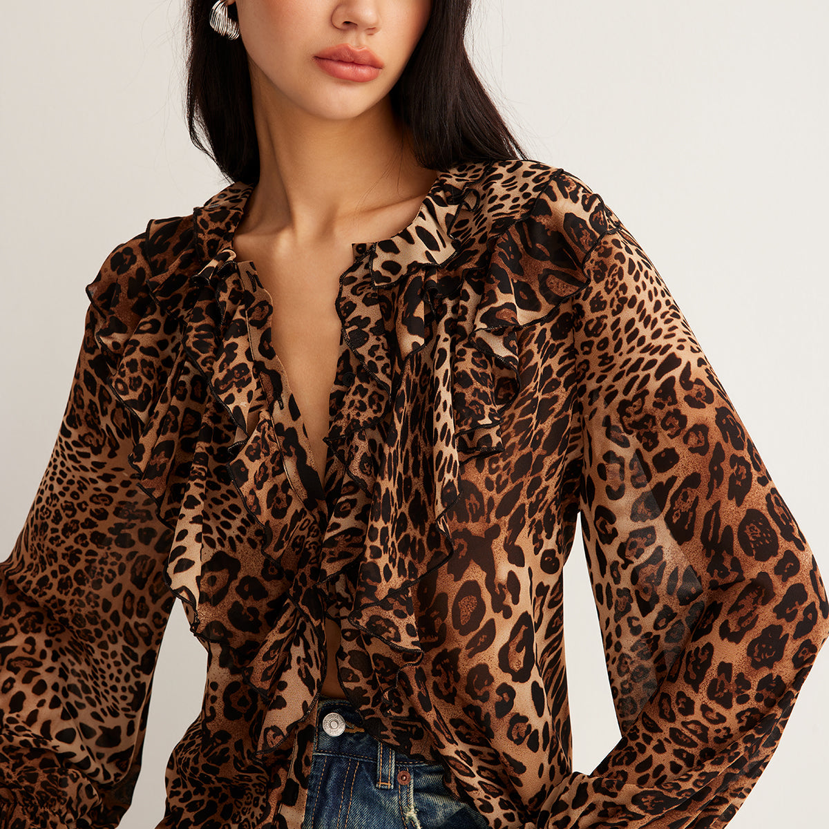 Leopar Desenli Volanlı Bluz