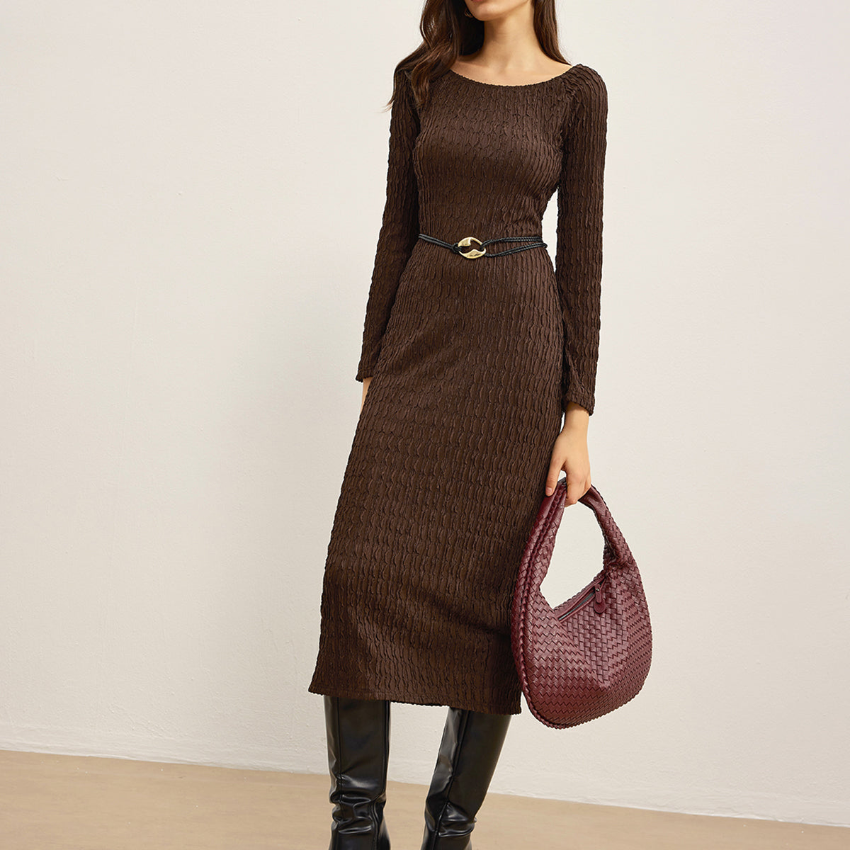 Kemersiz Düz Buruşuk Dokulu Elbise