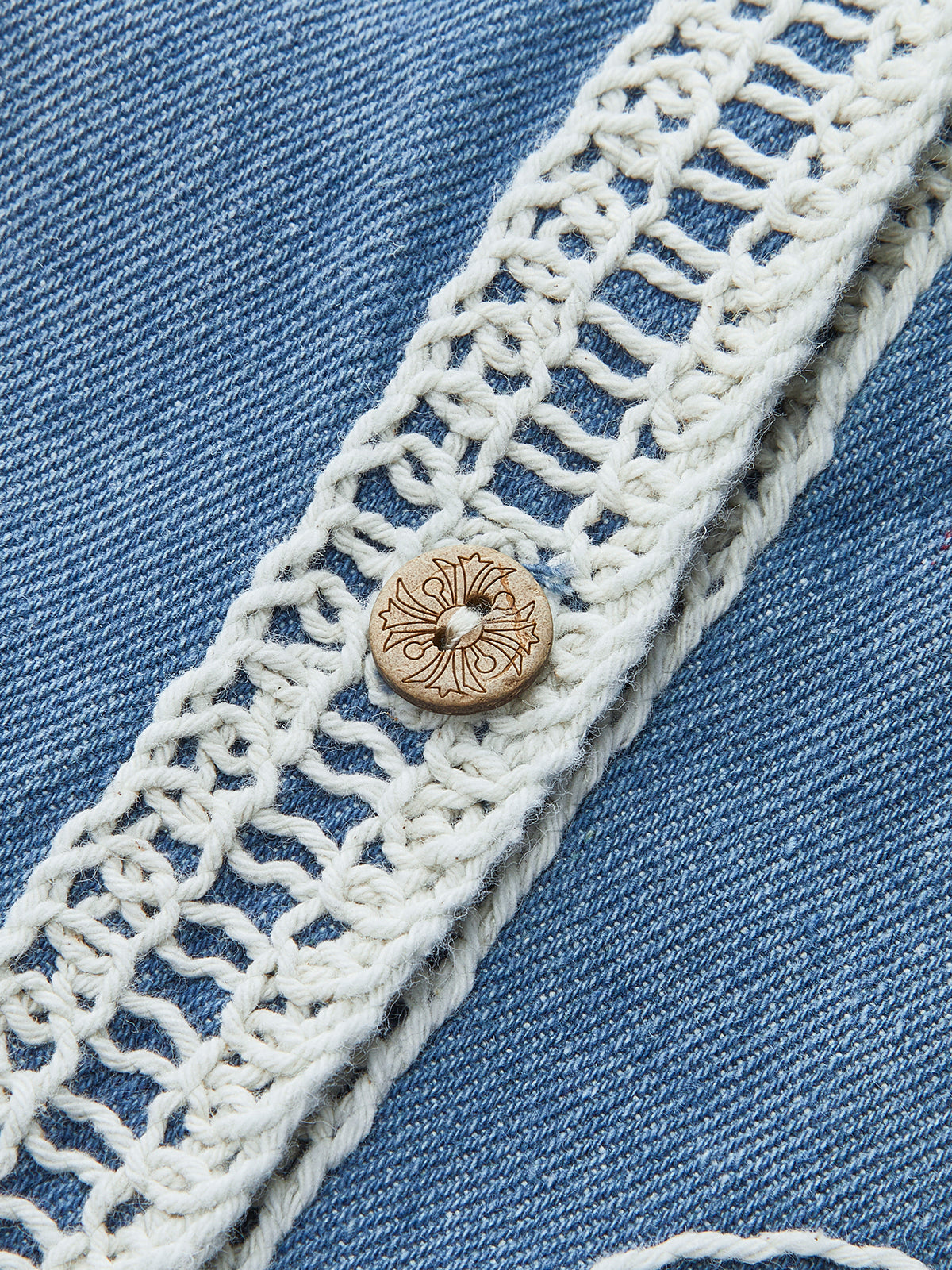 Düğmeli Nakış İşlemeli Denim Yelek