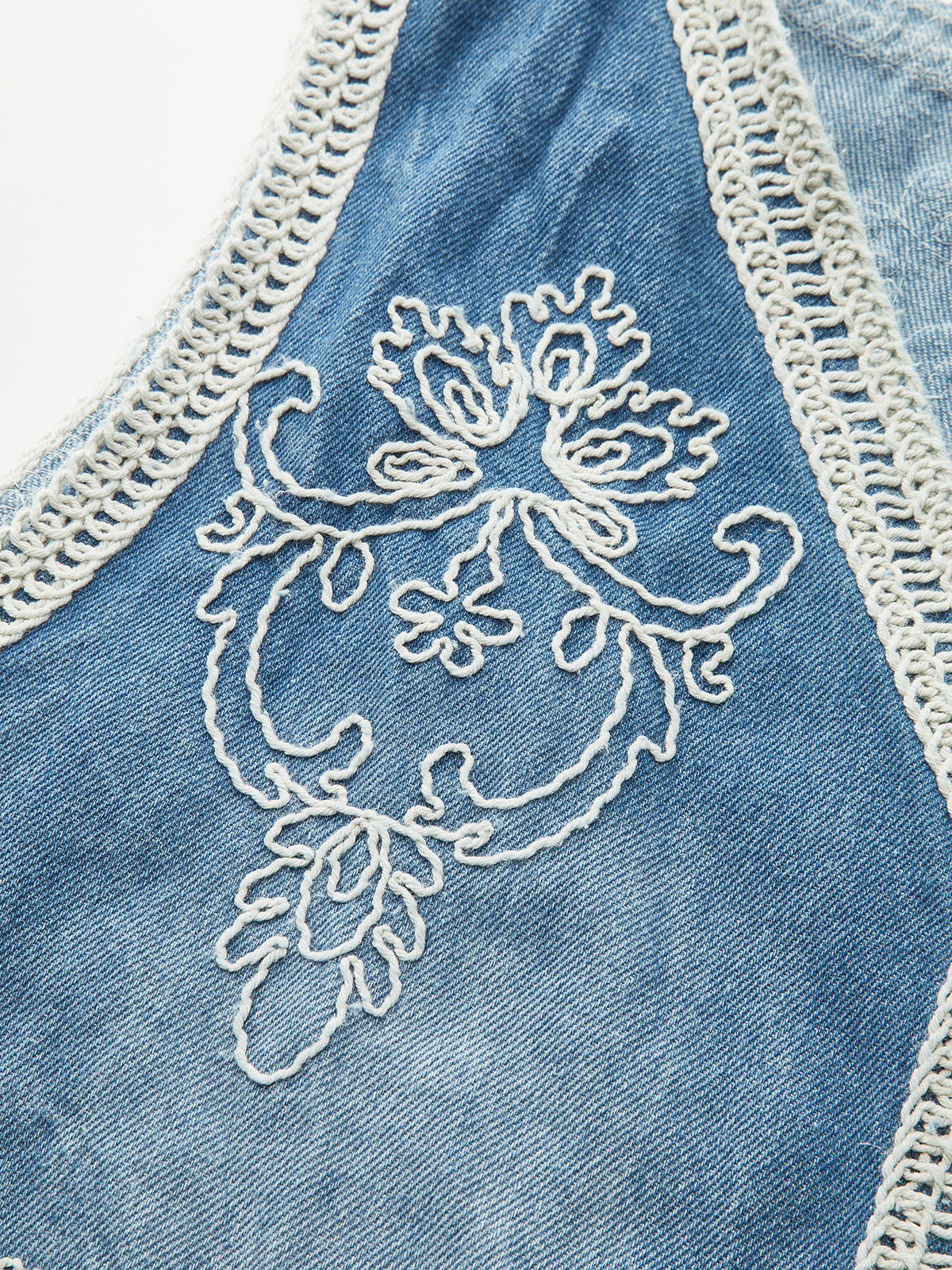 Düğmeli Nakış İşlemeli Denim Yelek